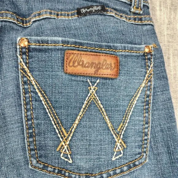 Wrangler Jeans Womens Size 28x30 Blue Retro Boot Cut Western Stitched Pockets - Picture 11 of 14